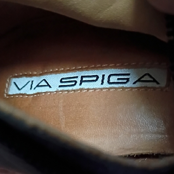 Via Spiga Black Heeled Leather Boots - Picture 2 of 5